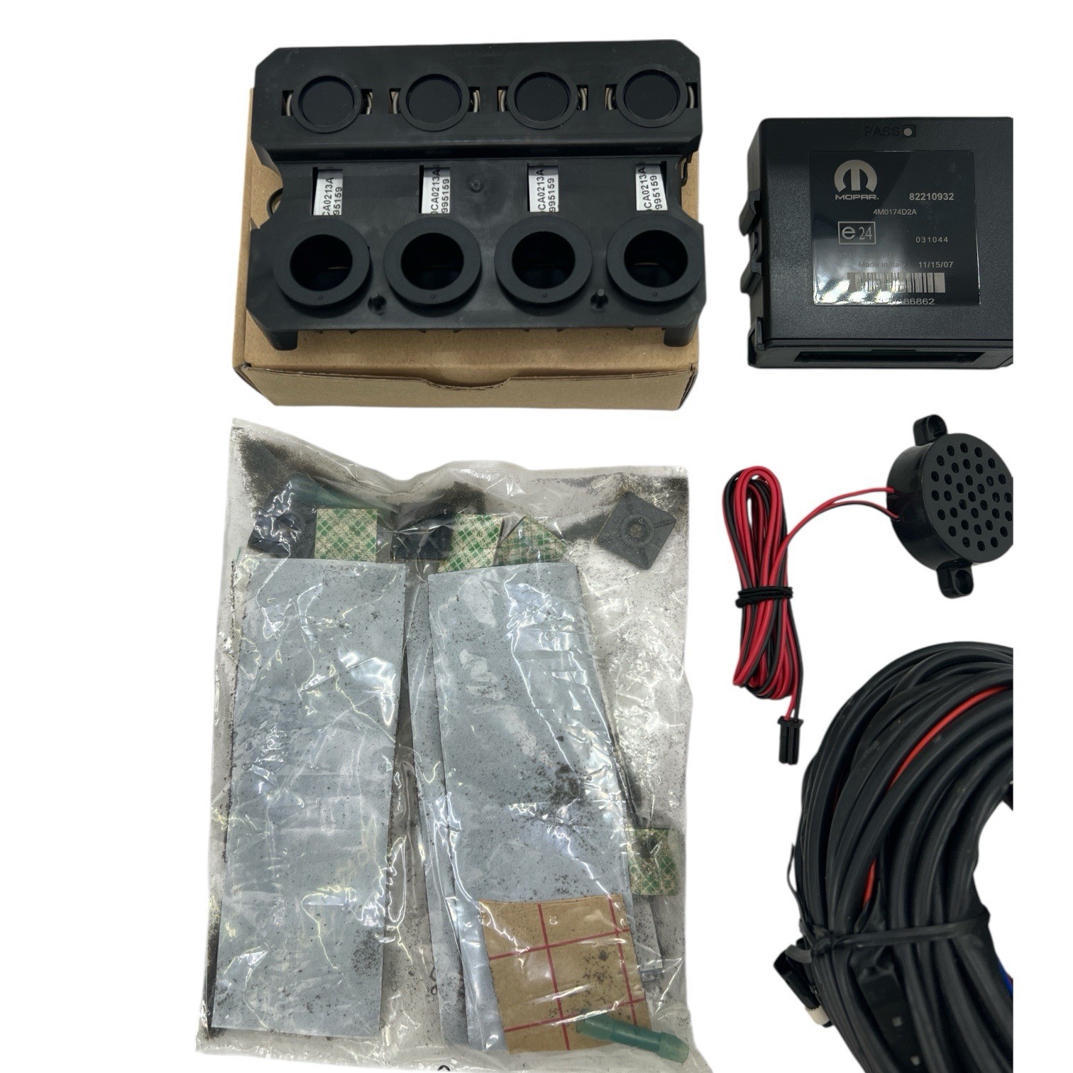 Genuine Mopar 2007-2017 Jeep Patriot Park Distance Sensor Kit 82210932 NOS OEM