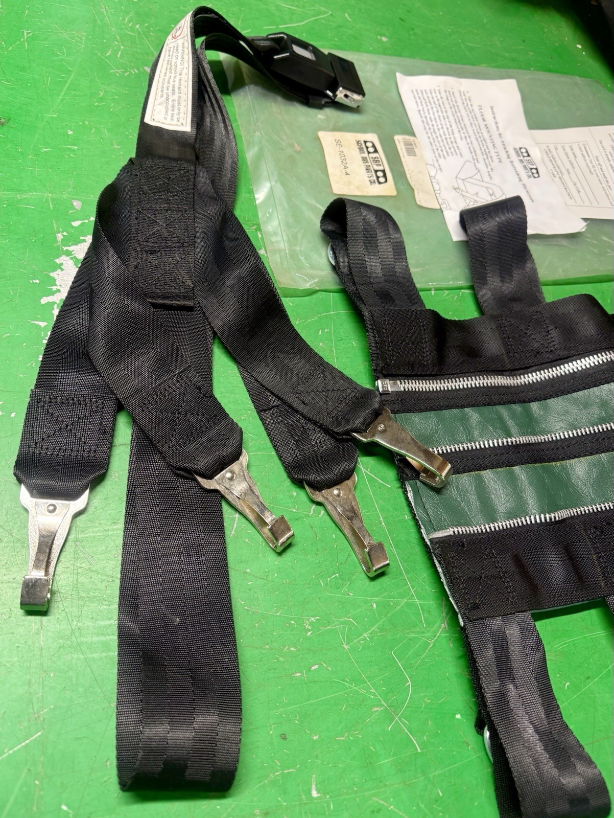 SCHOOL BUS PART CO SE-1032A-4 SECUREMENT VEST W/ SEAT MOUNTS ⚡FS⚡