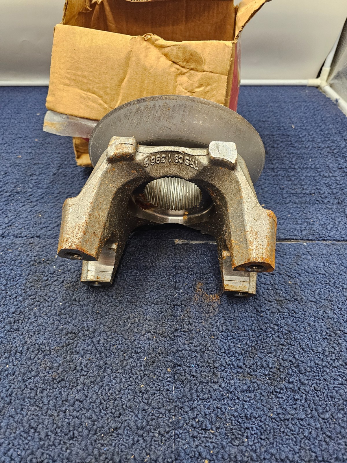 MERITOR 17N 4 7181 1X End Yoke ES Replaces Dana Spicer 6-4-7181-1X
