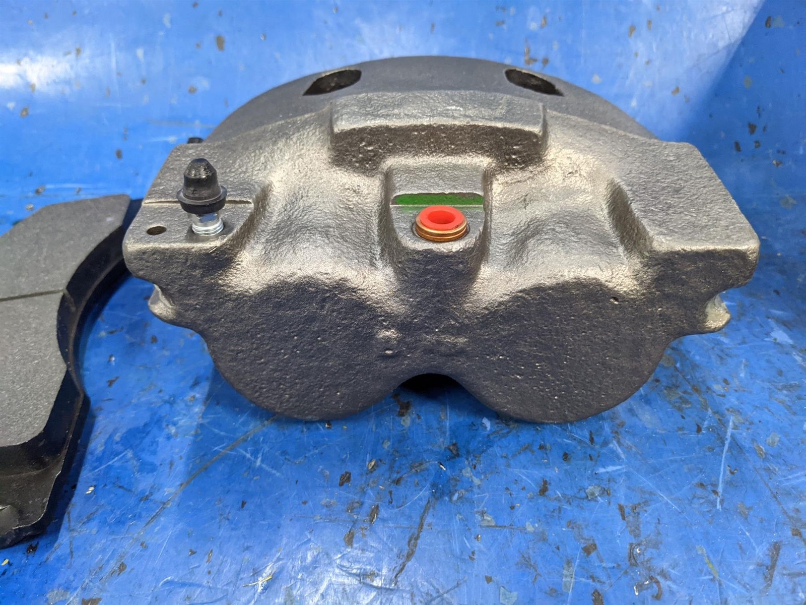 Remanufactured R-Line Brake Caliper Raybestos FRC7023