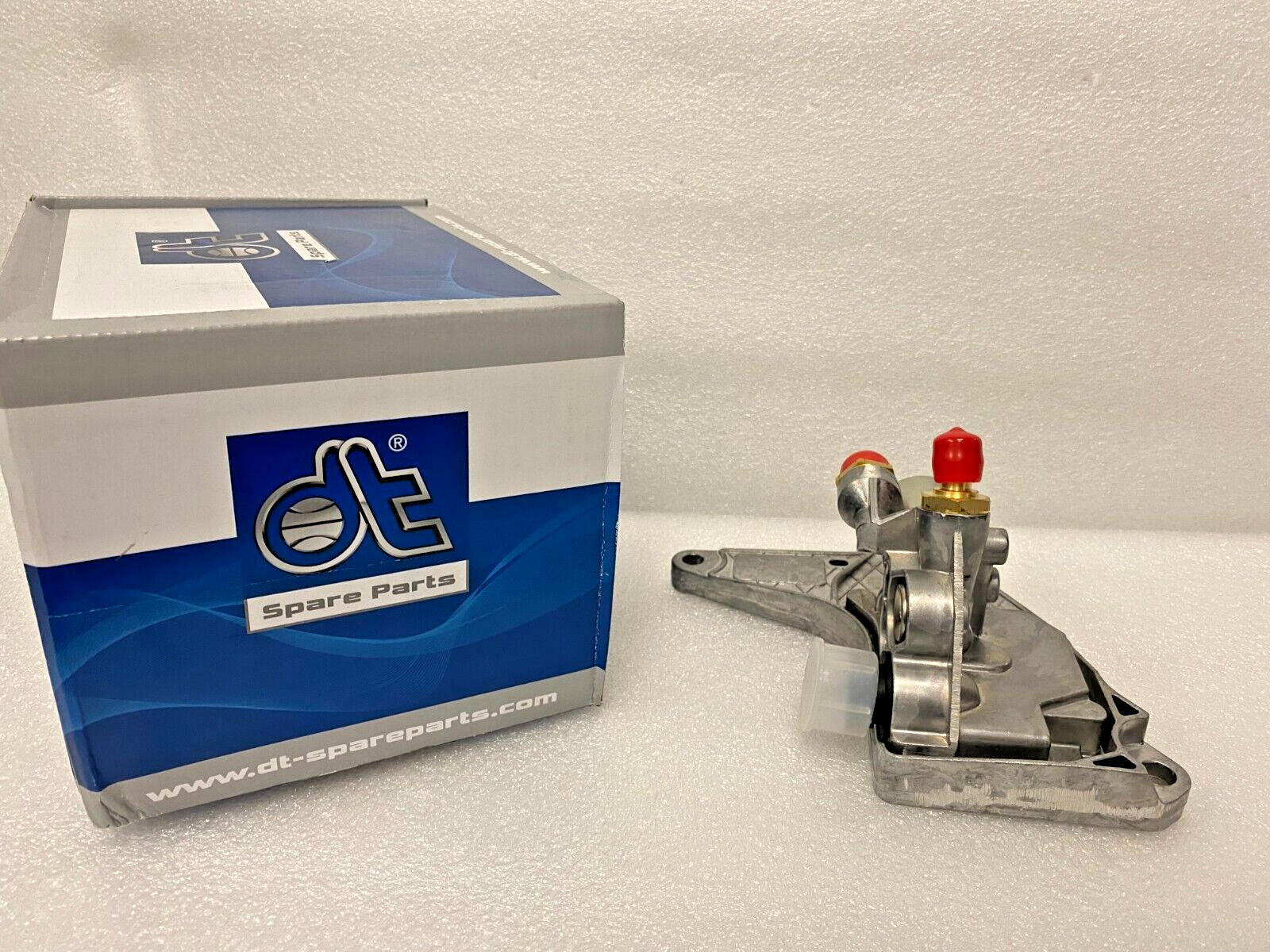 Engine Brake Air Valve For Volvo 23992701 MADE IN GERMANY