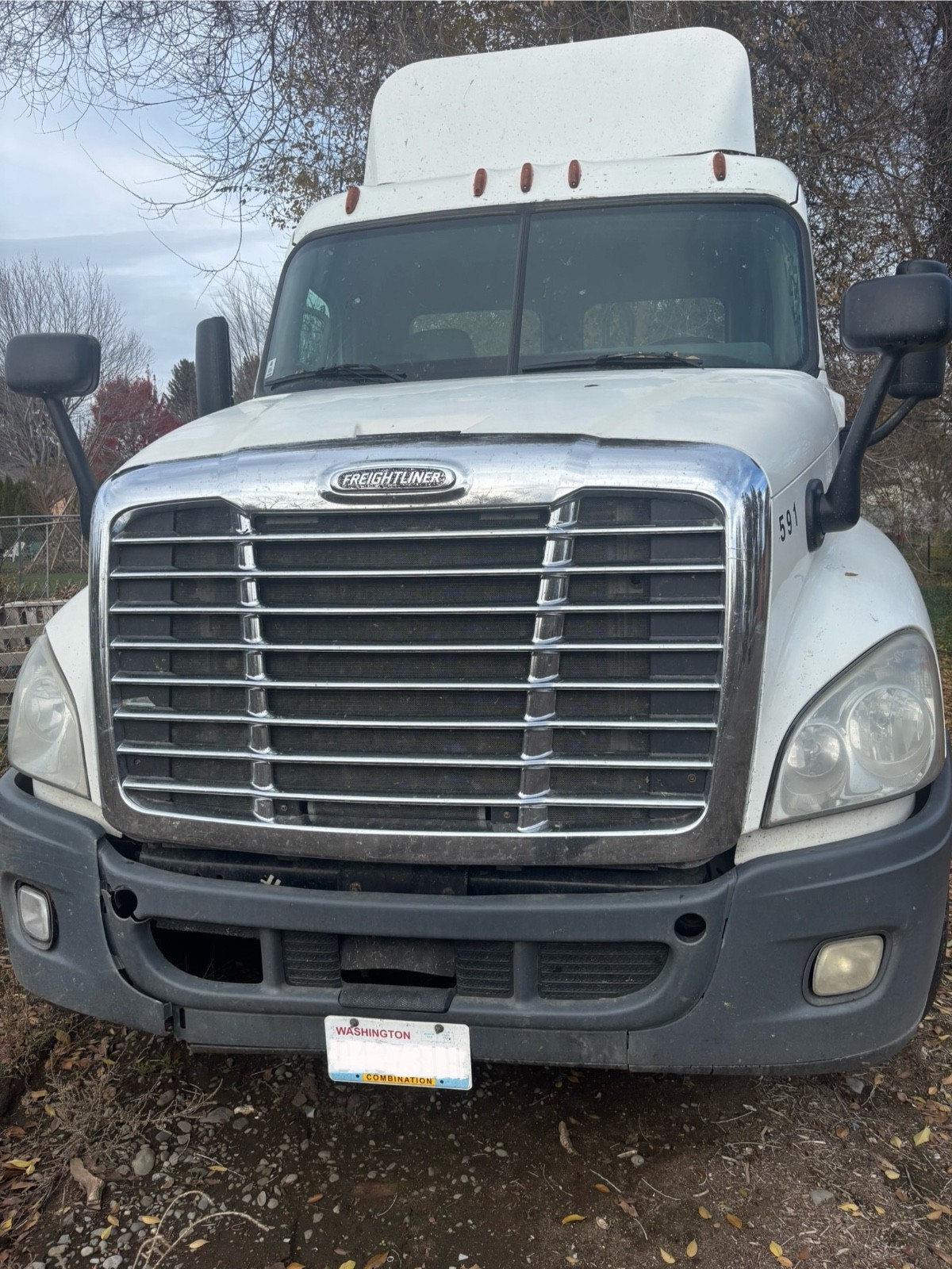 semi truck accessories and parts for 2009 freightliner cascadia