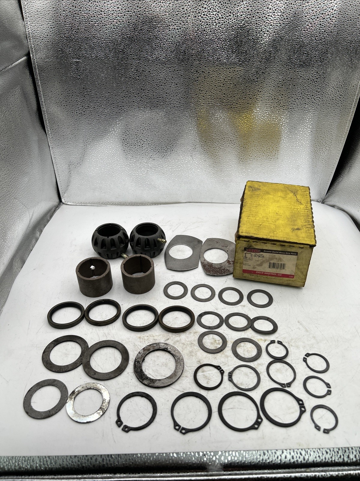 EUCLIO CAMSHAFT REPAIR KIT E-9790A See Pics 30 Day Warranty