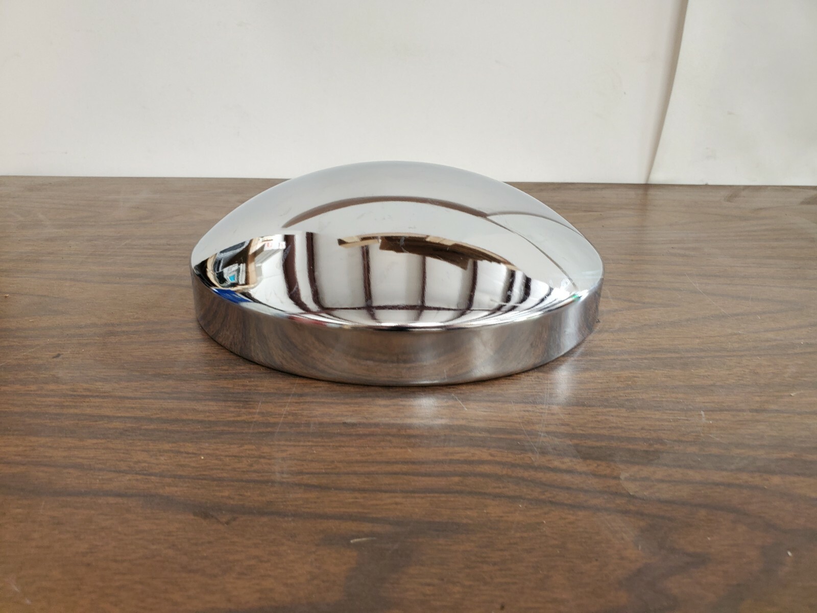 Roadmaster 310 chrome rear hubcap 8″