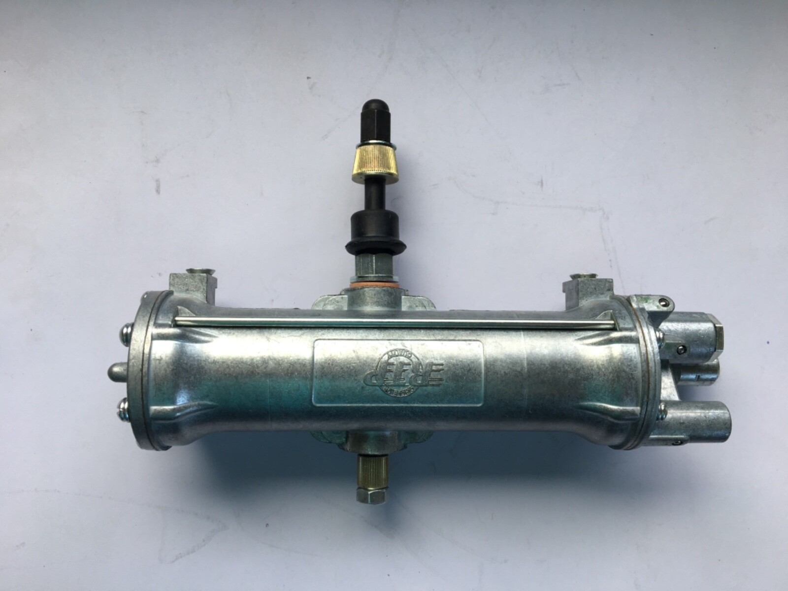 Peterbilt 359 Trico Part Number FPDP586-2 Air Operated Windshield Wiper Motor