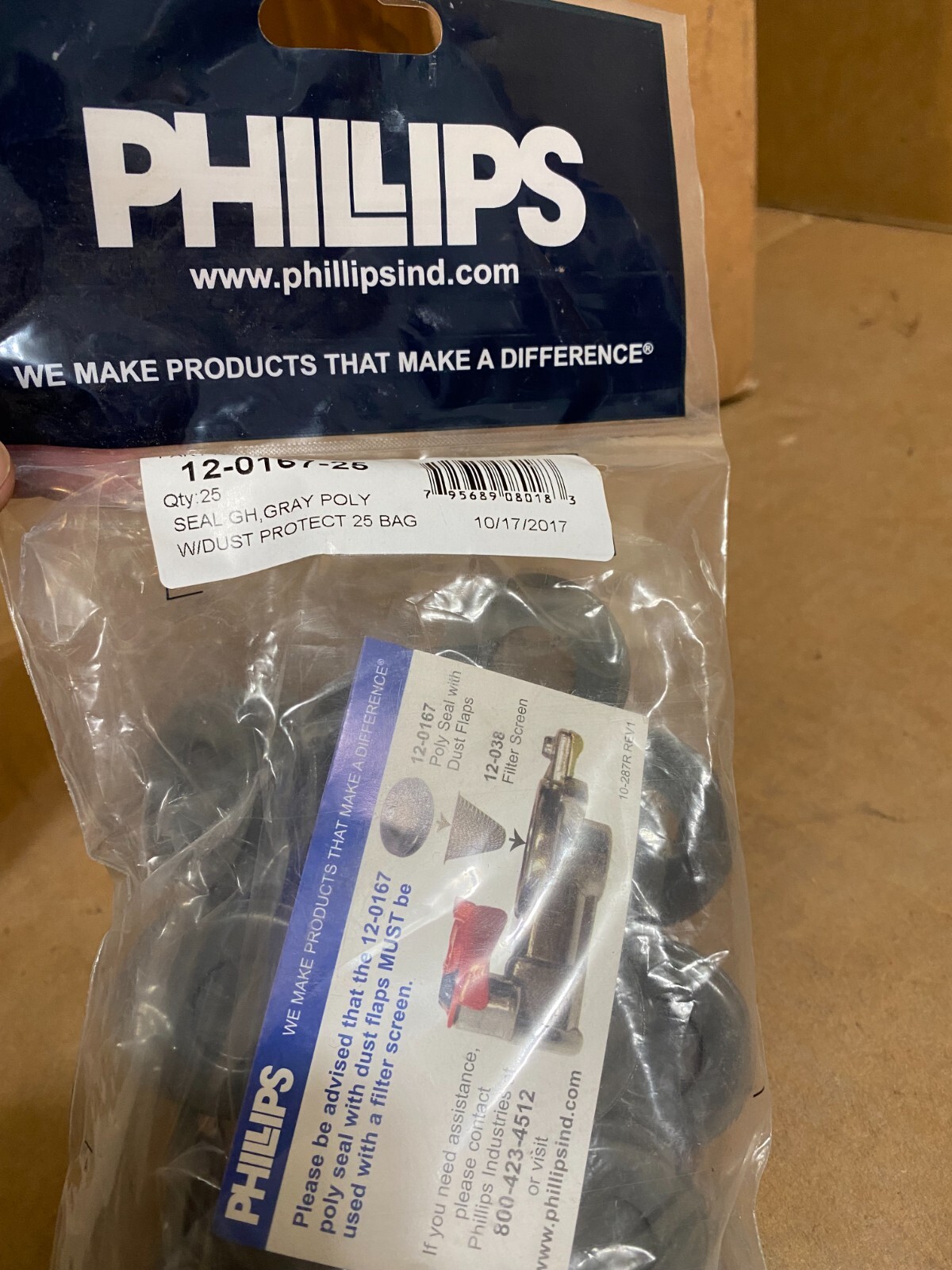 Phillips Gladhand Seal with Dust Flap Polyurethane Black 12-0167-25 (25-Pk)