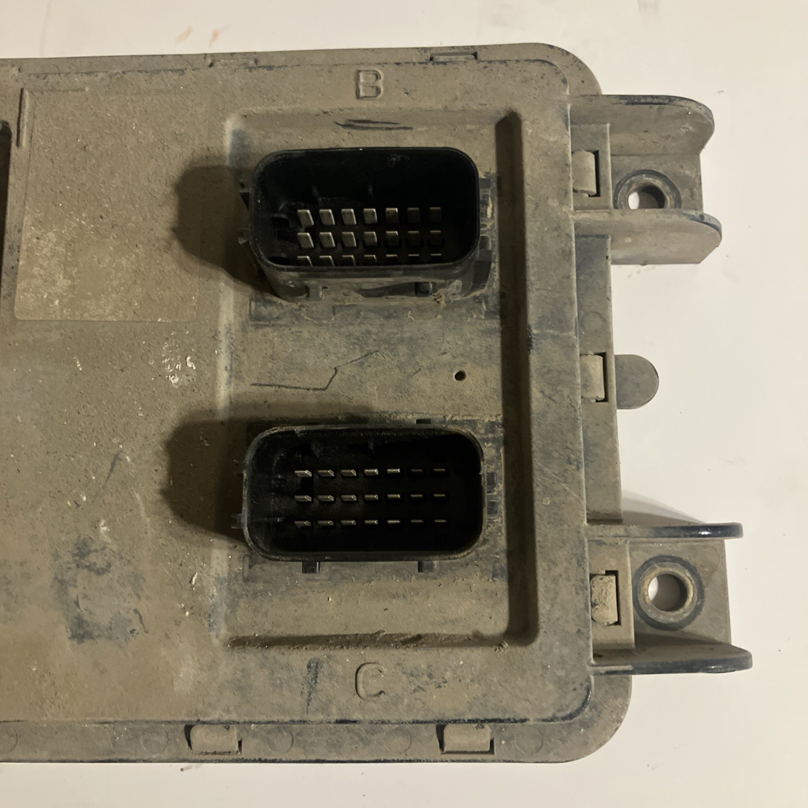 PACCAR CONTINENTAL CHASSIS CONTROL MODULE Q21-1077-3-103 *READY TO SHIP*