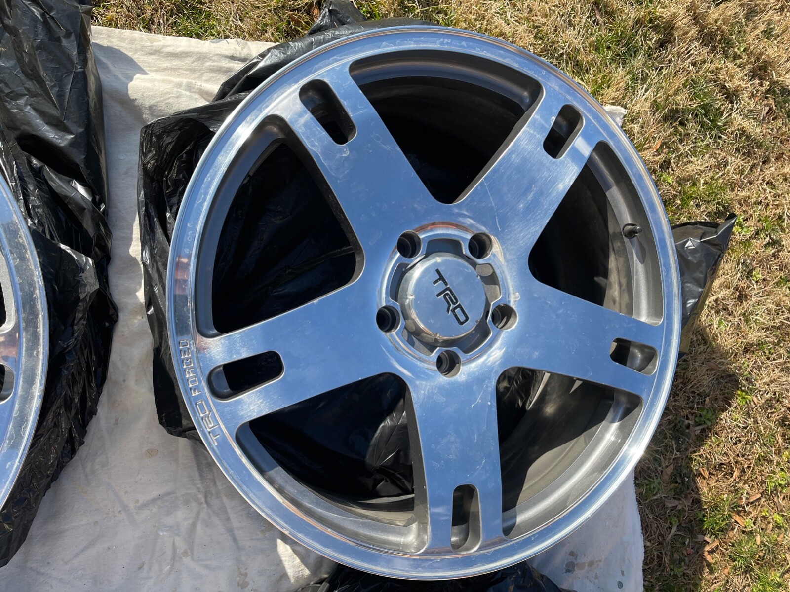 Nice Used 22” Toyota Tundra OEM TRD Wheel.
