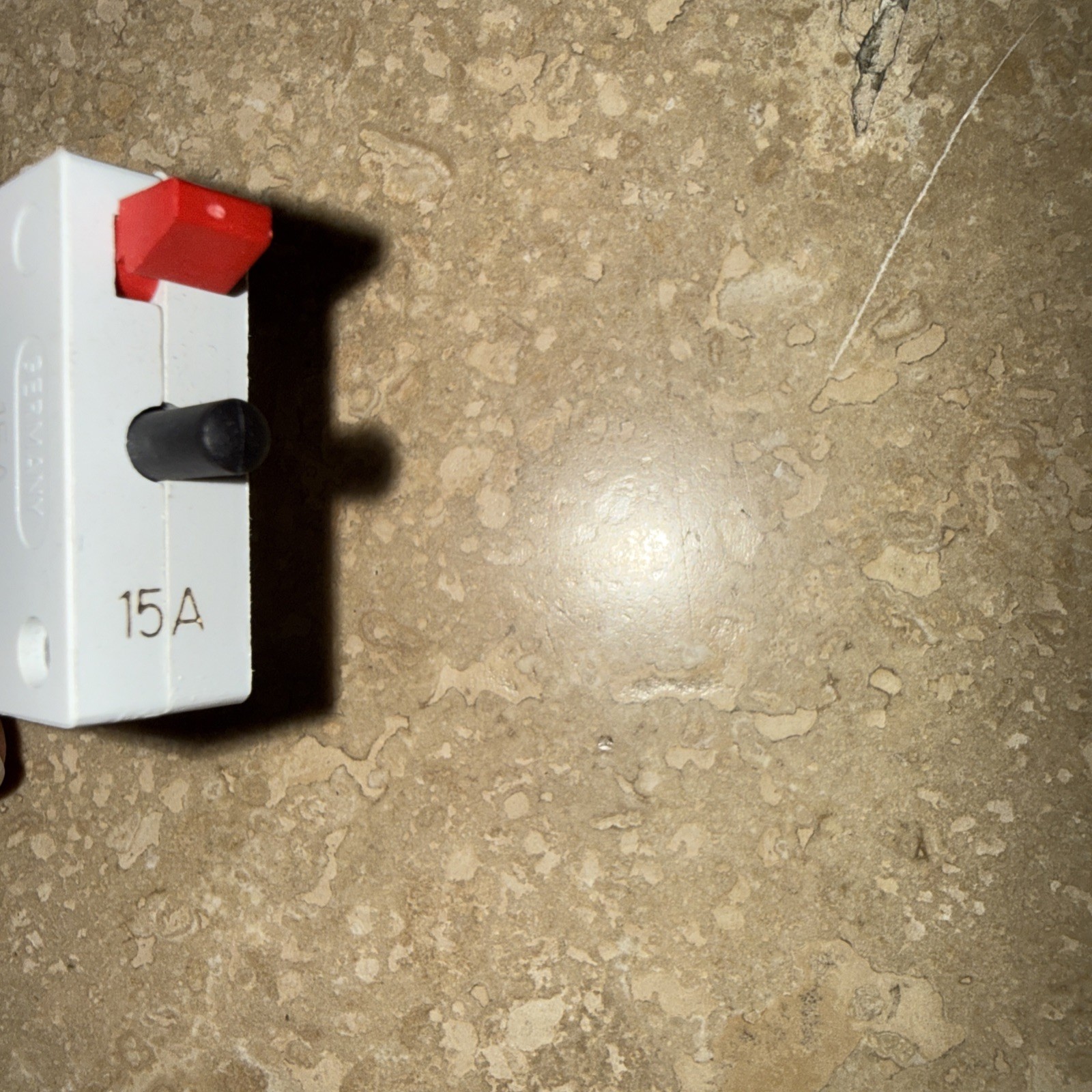 E-T-A 127-P10-H-KF-050022 Circuit Breaker 15A 28V DC 250V AC. Made In Germany
