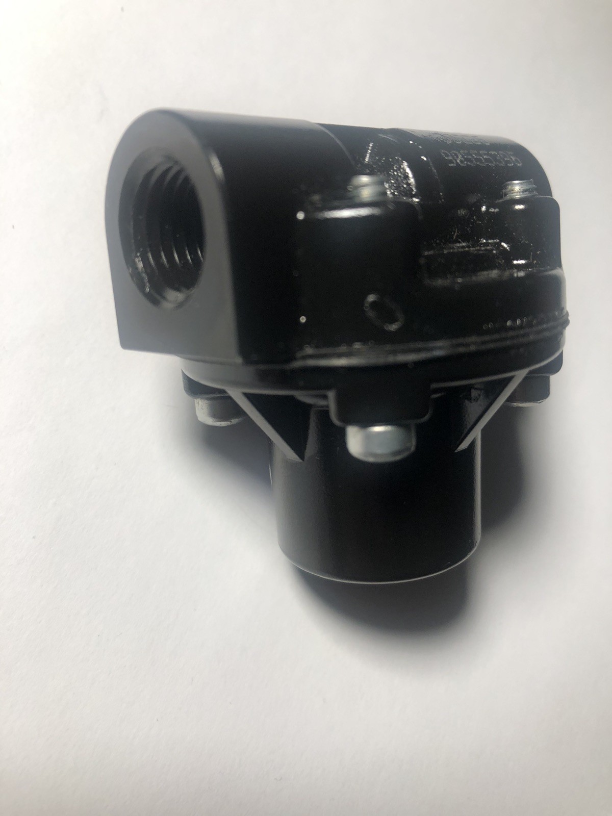 OEM Haldex Pressure Protection Valve 90555396. New!! “SHIPS FREE”