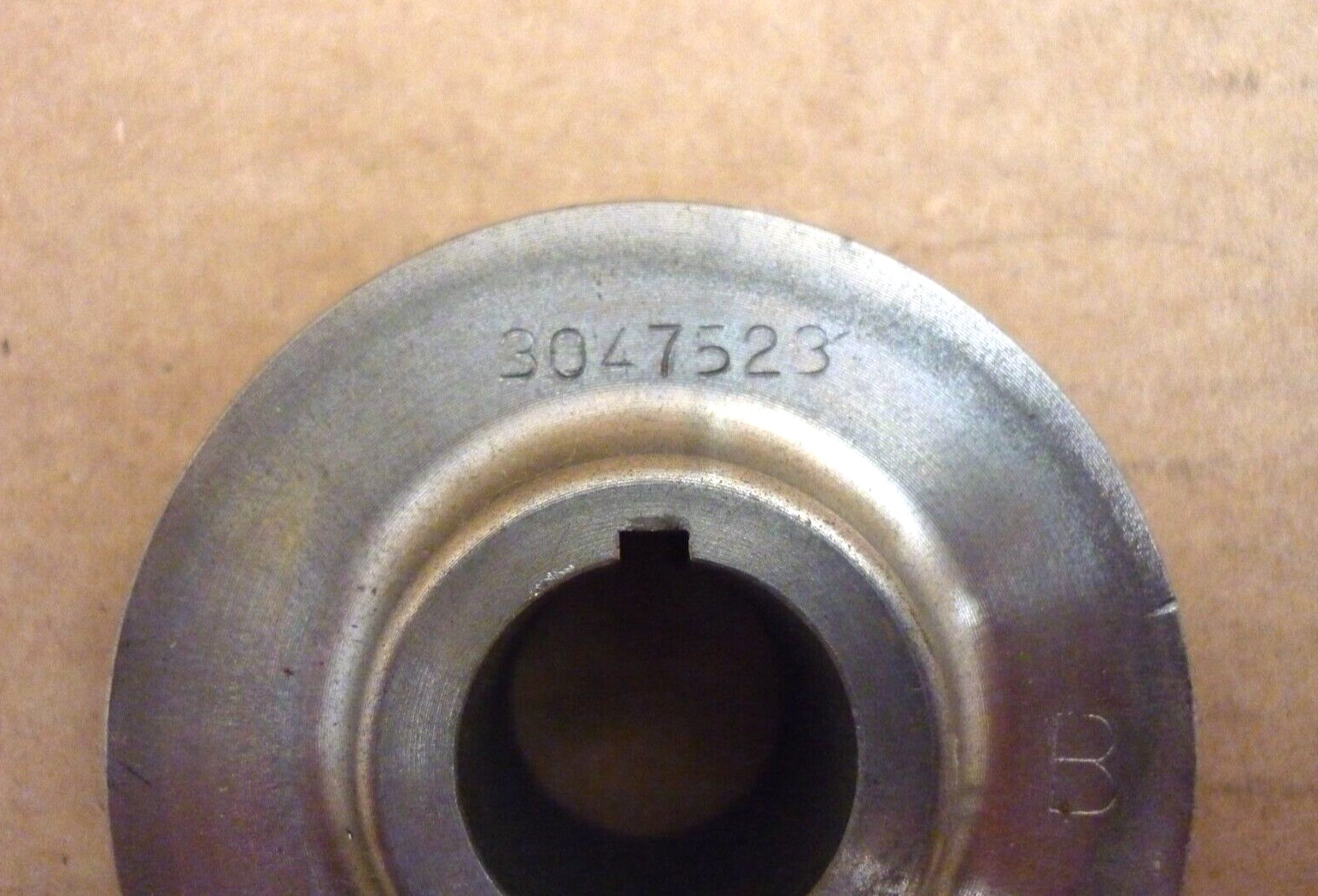 Cummins L10 M11 12V Alternator Pulley P/N 3047523