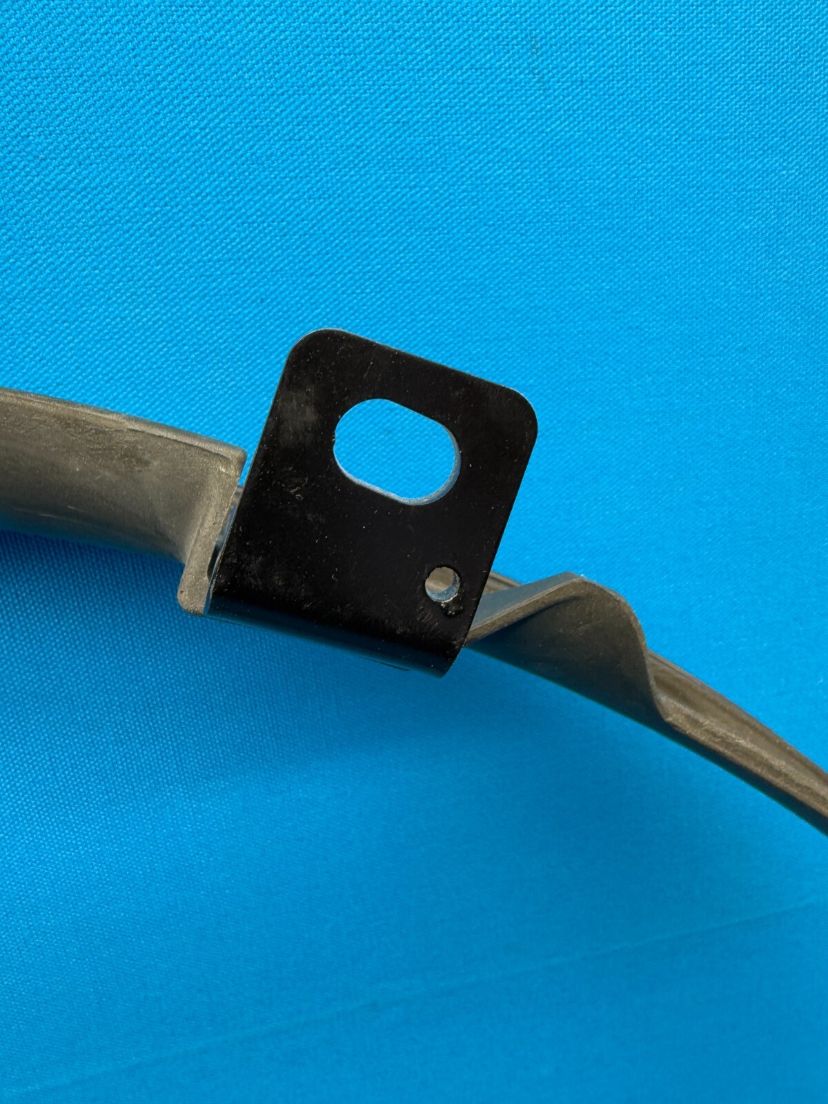 Genuine Paccar F22-1157 Black Fan Ring Shroud Assembly