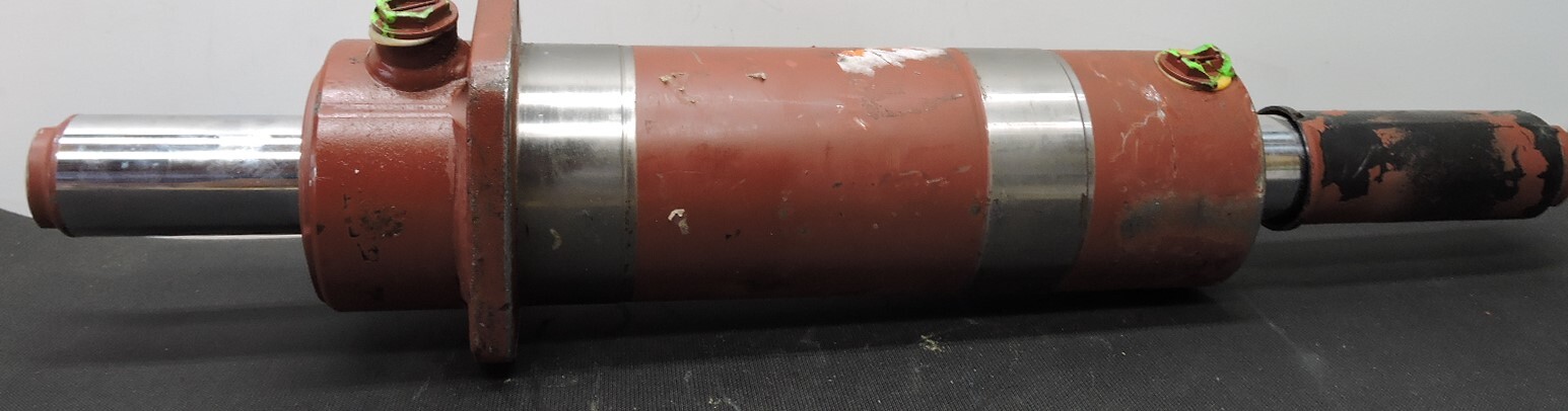 Dana Spicer Hydraulic Cylinder 279.24.620.03 / 279.24.620 – New Other: Unit is b
