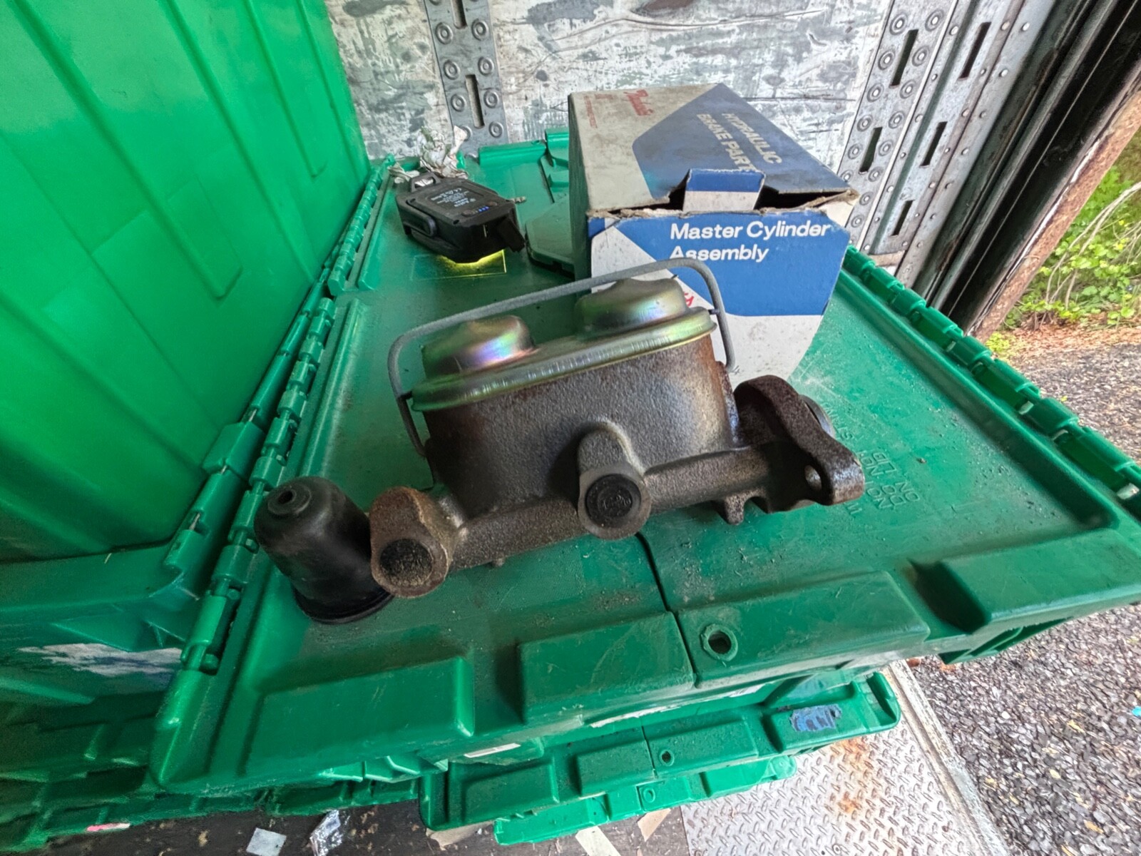 RAYBESTOS MC36234 MASTER CYLINDER 9W.