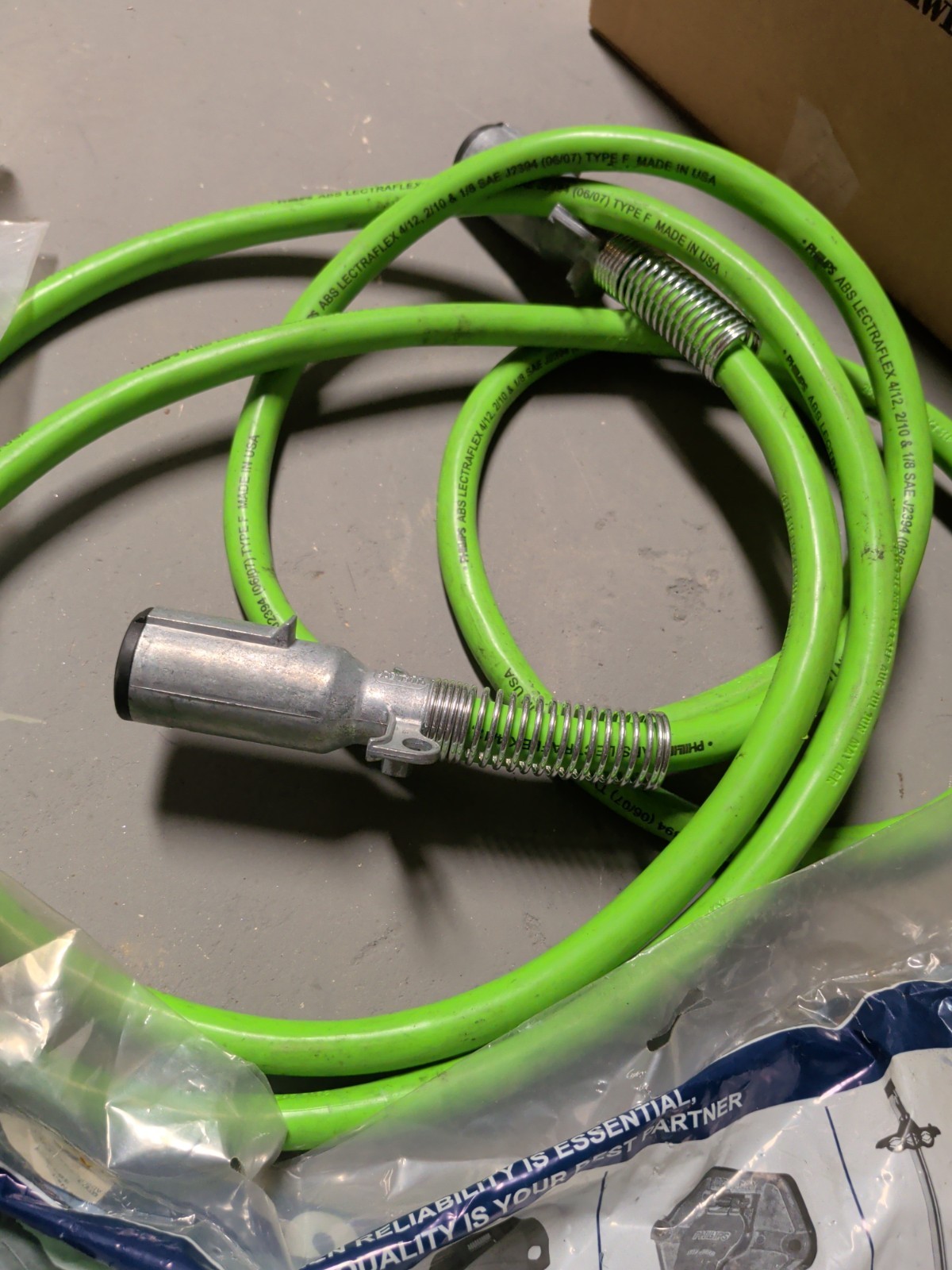 Phillips 30-4621 15′ Permacoil 7-Way ABS Coiled Power Cable
