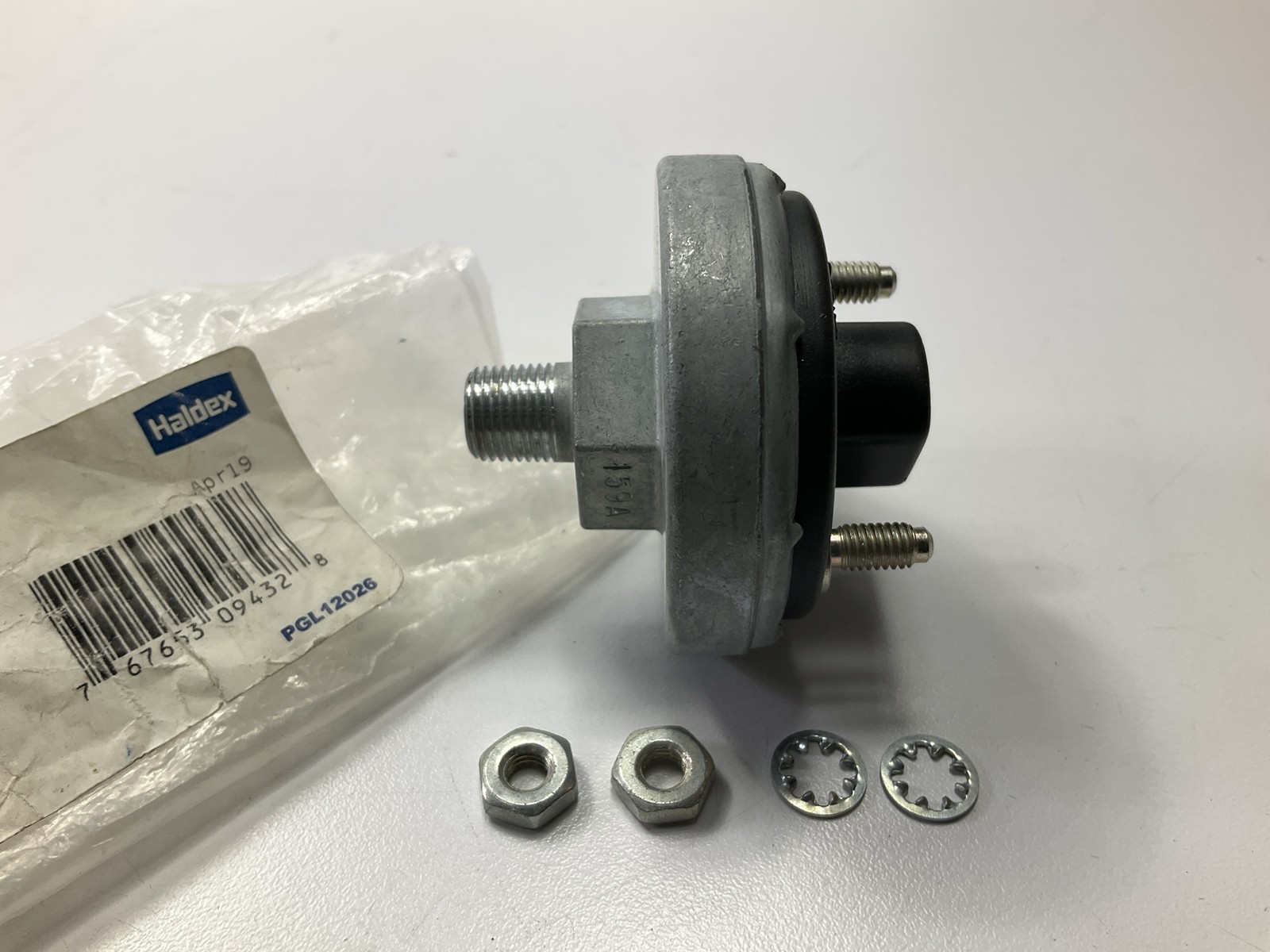 Haldex BE13240 Brake Light Switch, Replaces 13240A, 55 PSI, Pole Size 1/8-27 NPT