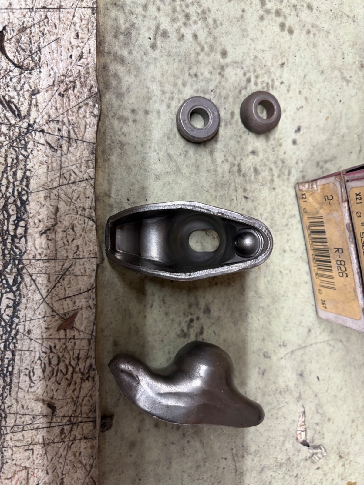 SEALED POWER R826 ROCKER ARM 8 OF THEM