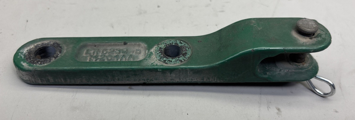 Peterbilt L11-6239 Bracket Tilt Assist