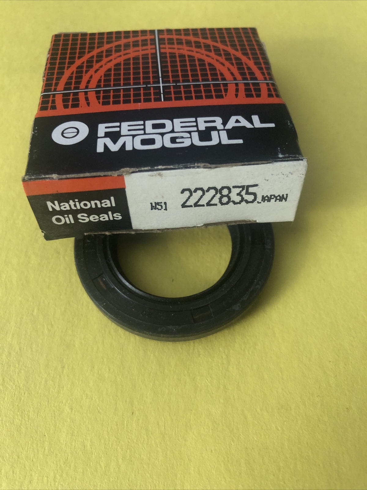NEW Federal Mogul National Oil Seal 222835, Wheel Seal *FREE SHIPPING*