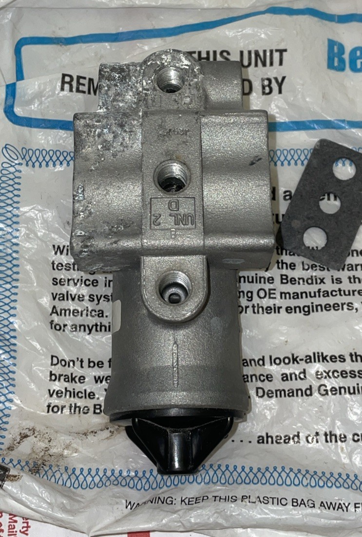 BENDIX REMAN CORELESS D-2 GOVERNOR VALVE – OR275491X