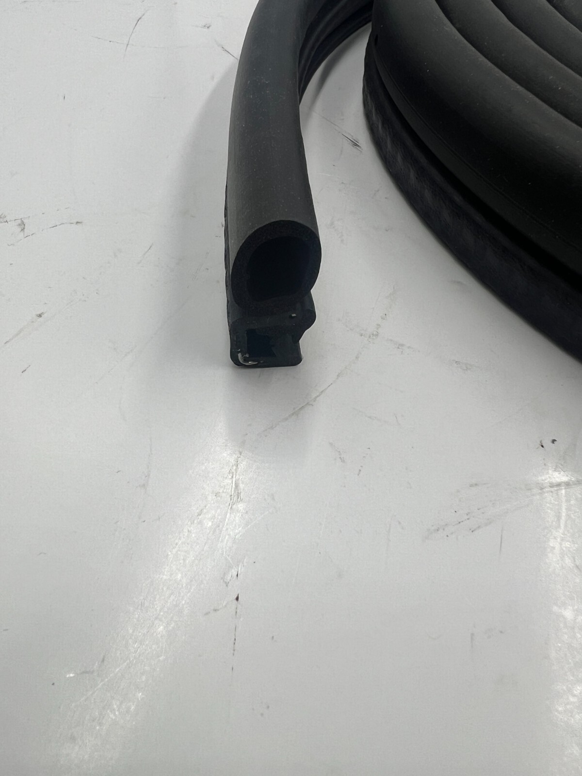 R60-6001-650 Door Rubber Weatherstrip Seal for 1986-2007 Peterbilt 359 377 379