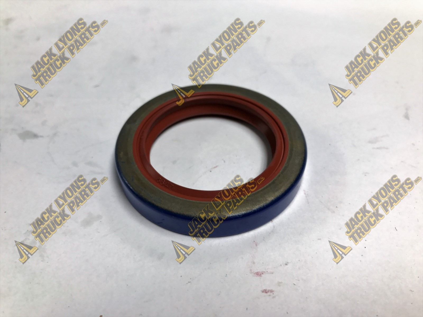 11T37790 New Muncie Power Products OUTPUT SHAFT SEAL (FR64/67) – OEM