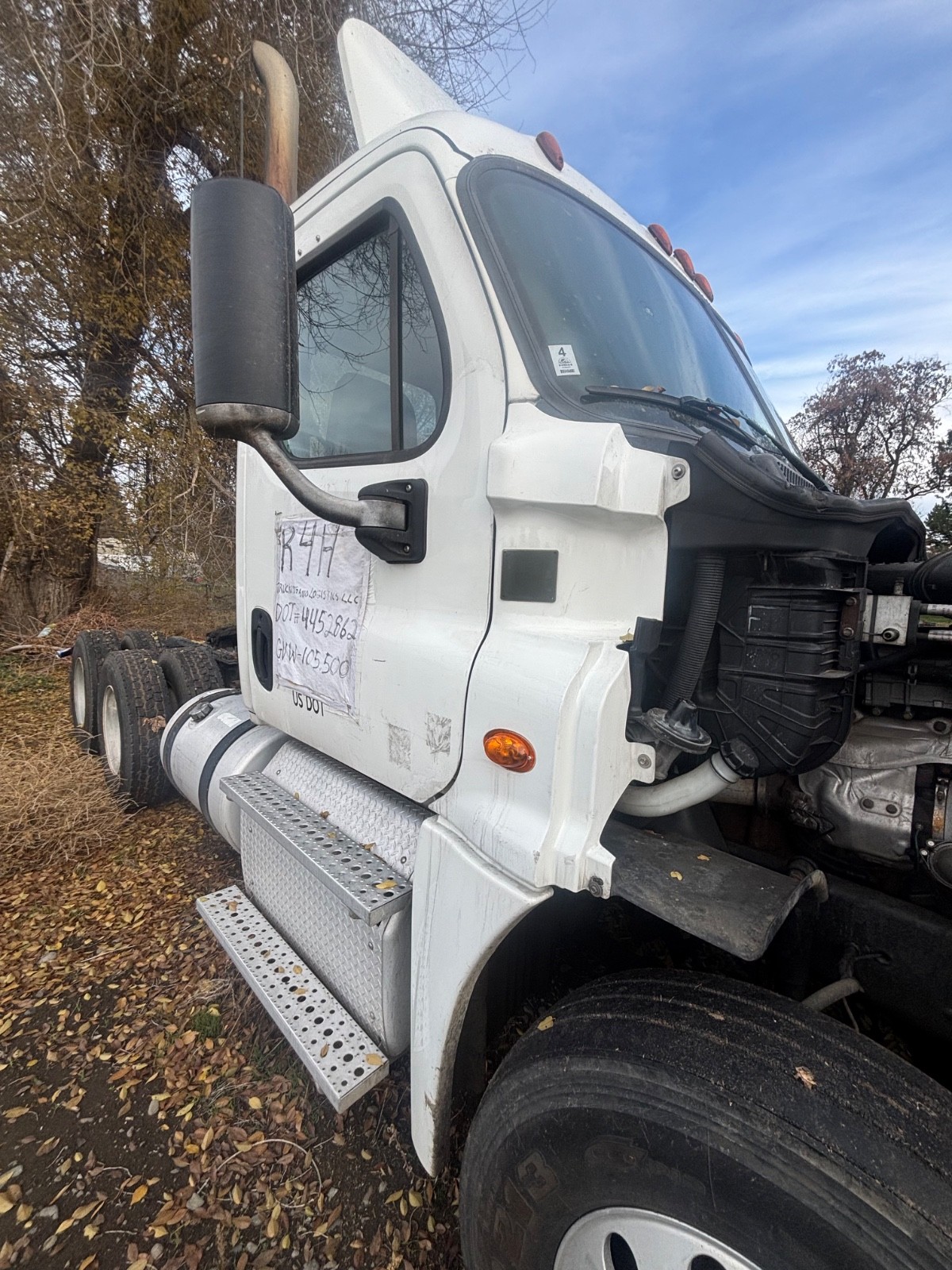 semi truck accessories and parts for 2009 freightliner cascadia