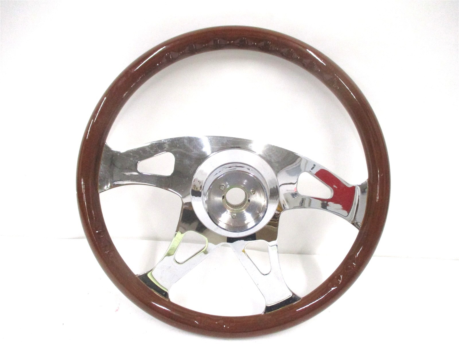 88132 NEW UNITED PACIFIC 18″ CHROME BOSS STEERING WHEEL FOR FREIGHTLINER 4-SPOKE