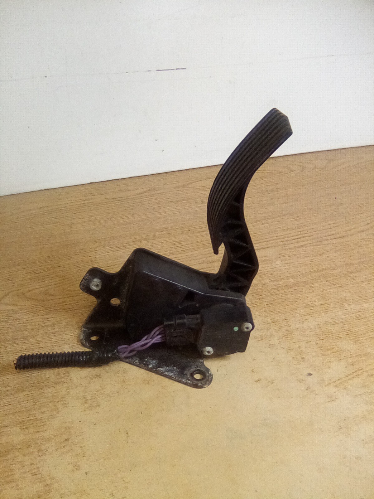International Prostar/Bendix 5020020 Accelerator Pedal