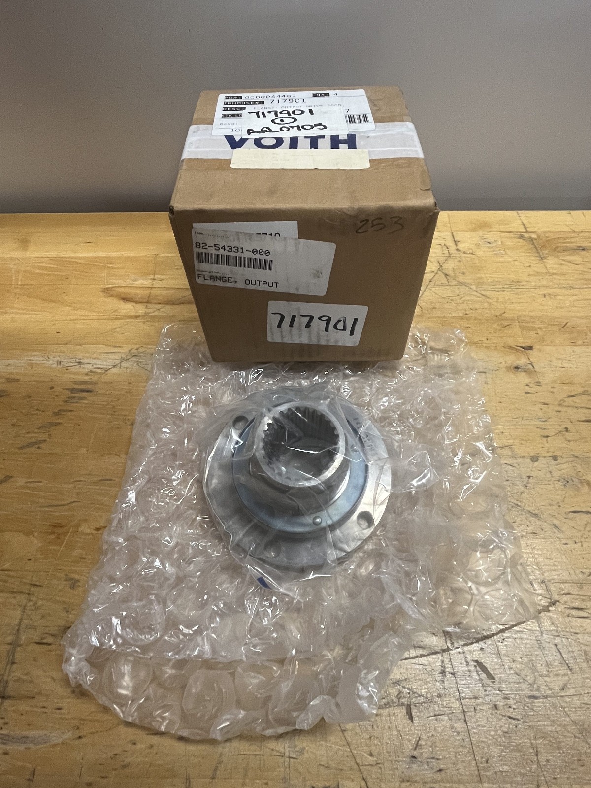 Voith Transmissions 150.00557413 / 27 Output Flange 82-54331-000 | New