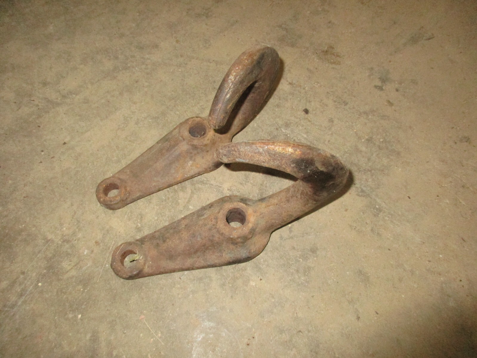 Semi or Dump Truck Tow Hooks Jeep or Off Road Crawler Heavy Duty Tow Hooks..