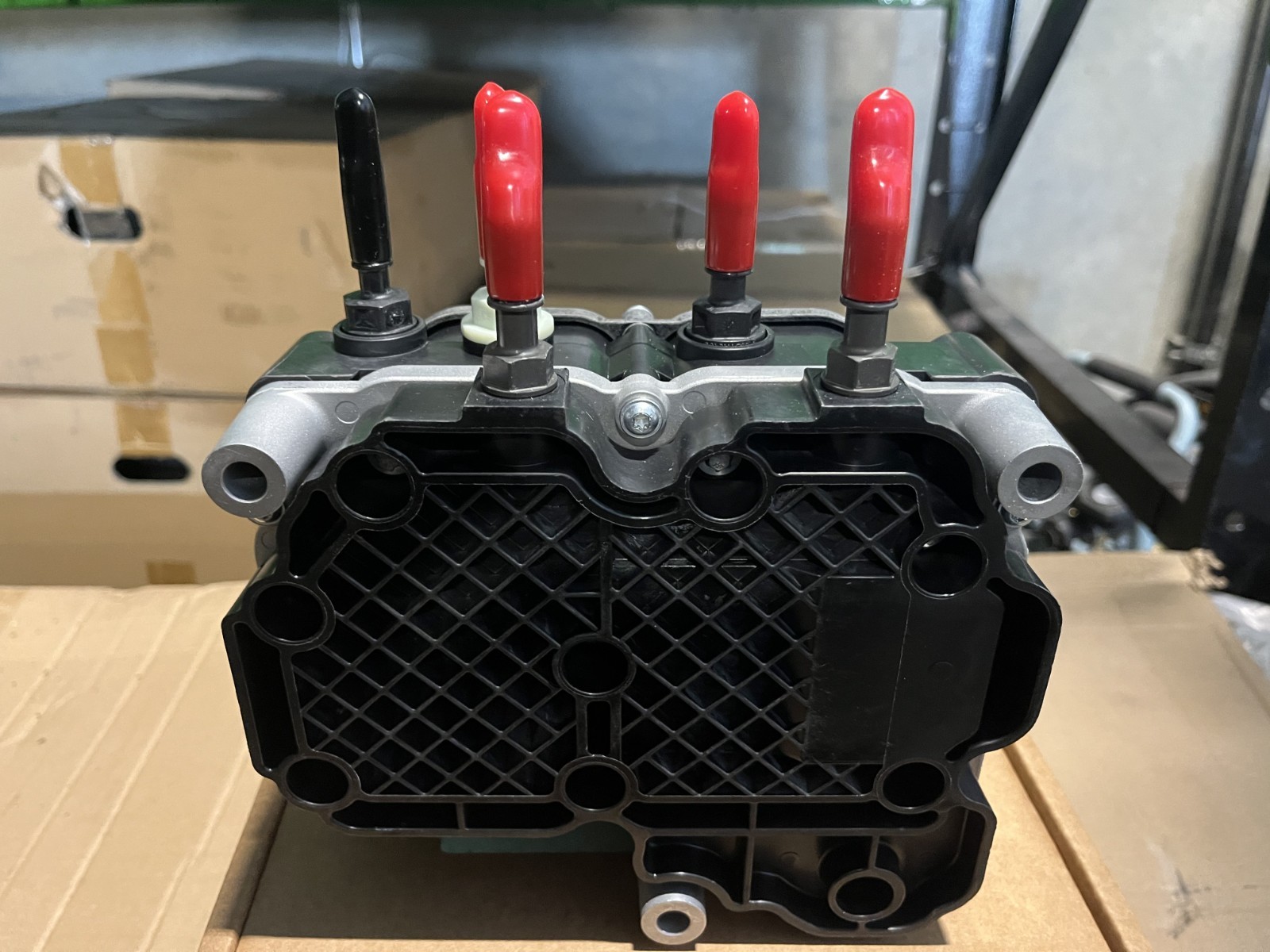 2010-2018 Hino New Remanufactured Dorman 5 Port DEF Pump 599-5961