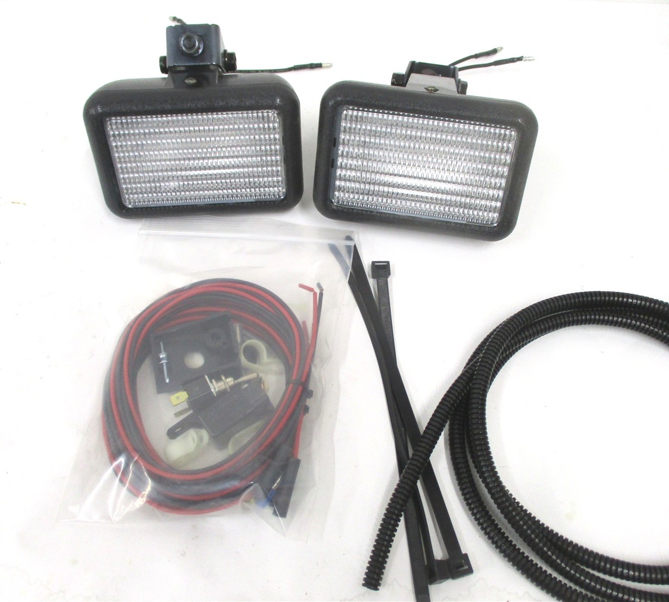 V4239 GENUINE OEM KUBOTA WORK LIGHT KIT RTV-900 RTV-1140