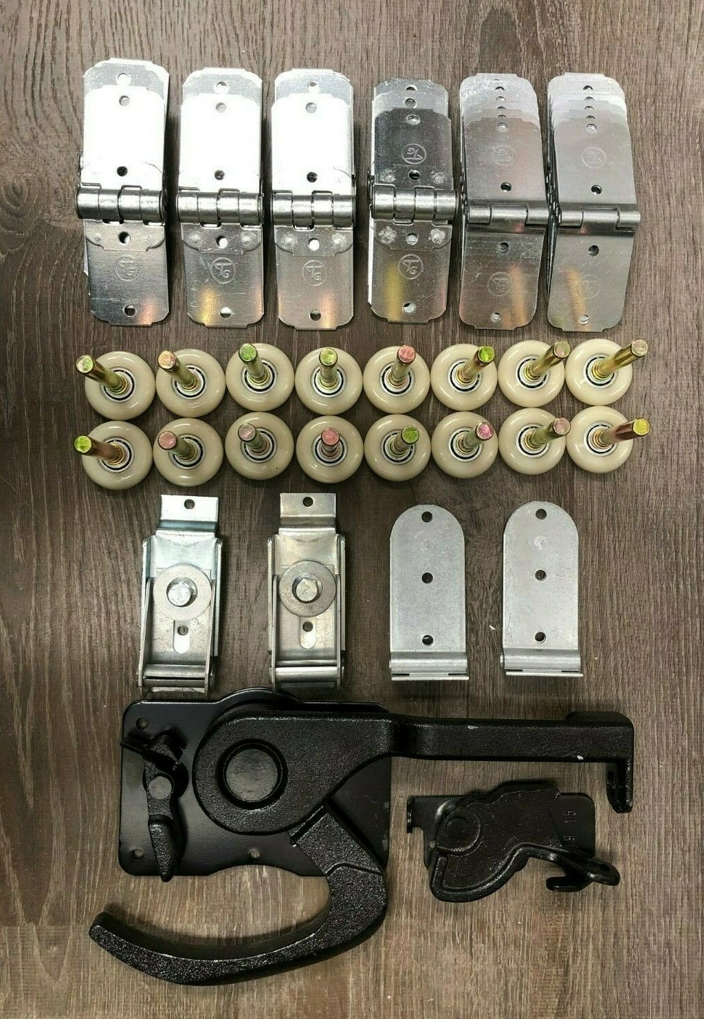 46 Piece TODCO Style Trailer Roll Up Door Hardware Kit- 2″Rollers- Lock & Keeper
