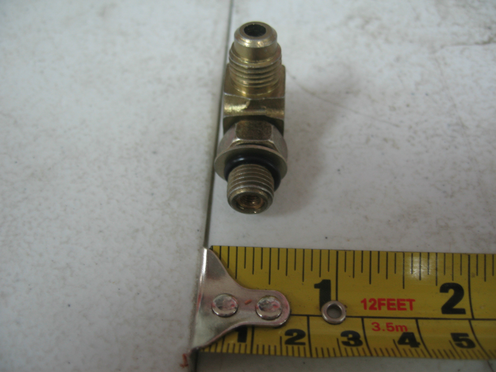 90° Elbow Fuel Gear Pump Check Valve for Cummins N14. PAI # 180233 Ref.# 3033740