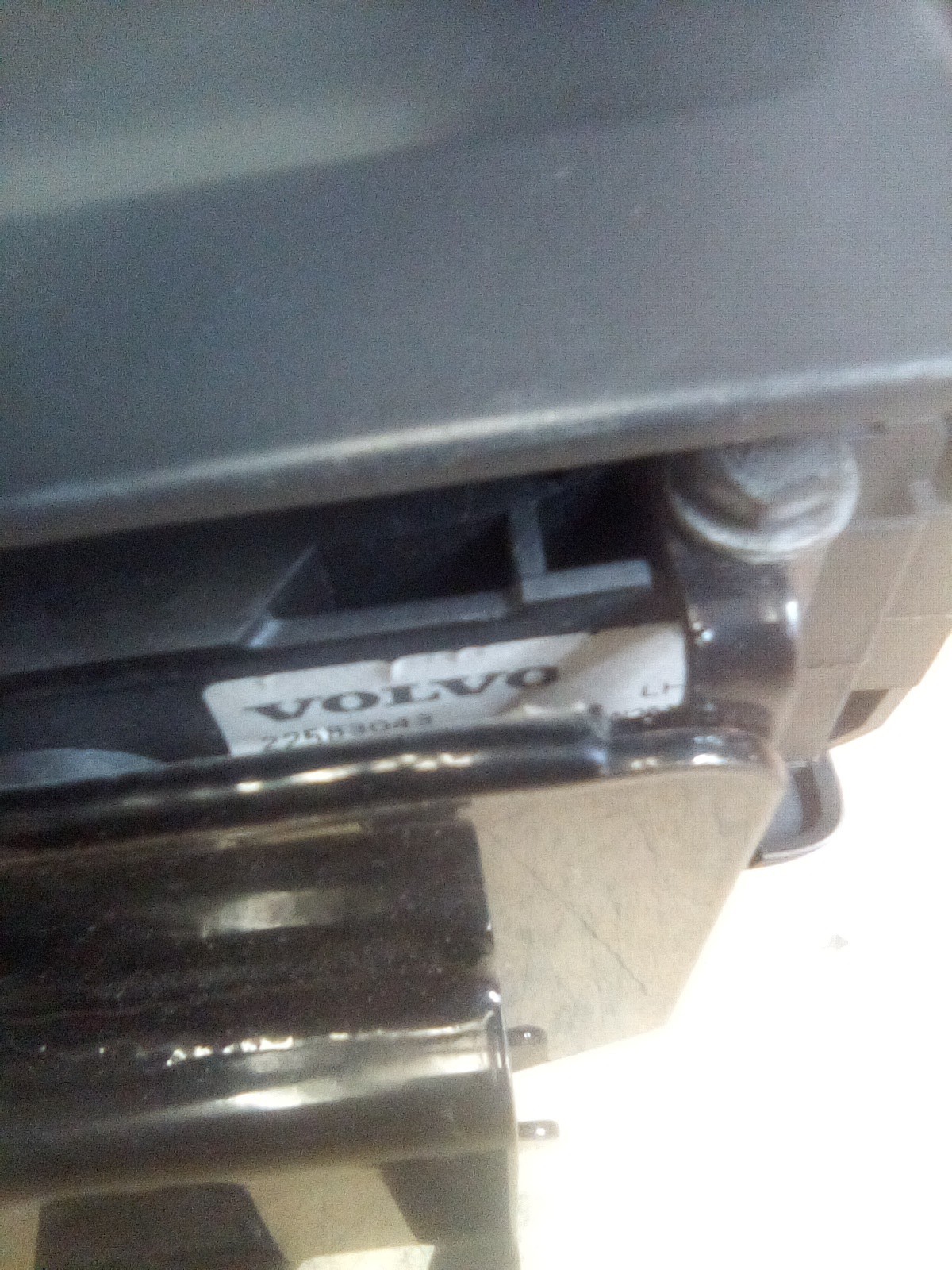 Volvo VNL 22583043 Shift Control Lever Assembly “READ DESCRIPTION”