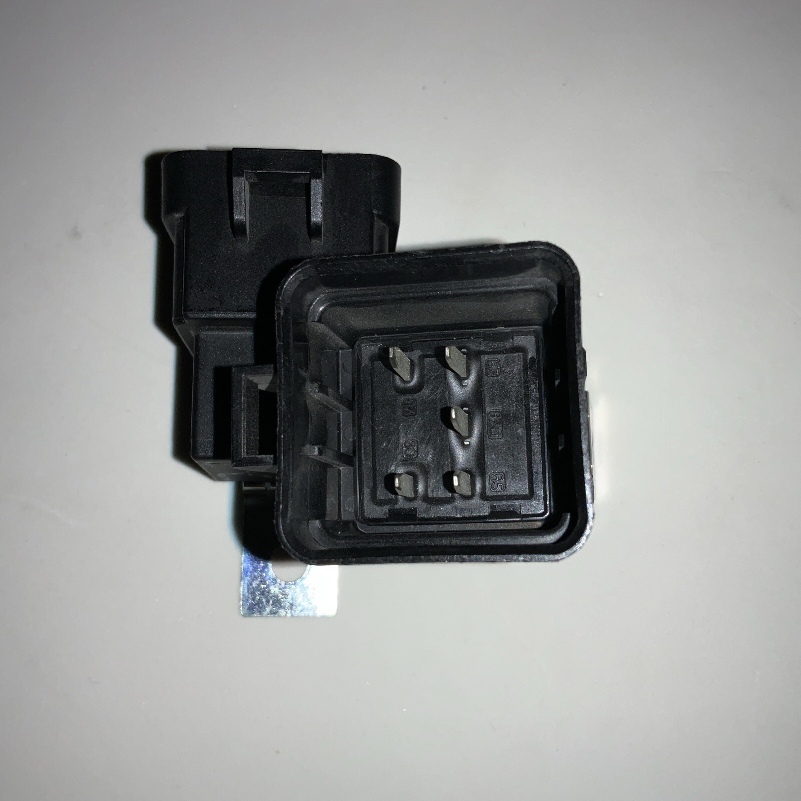 Song Chuan 898H-1CH-D1SW-R1 UO5. 12VDC Auto Relay- Weather Proof. Set of two(2).