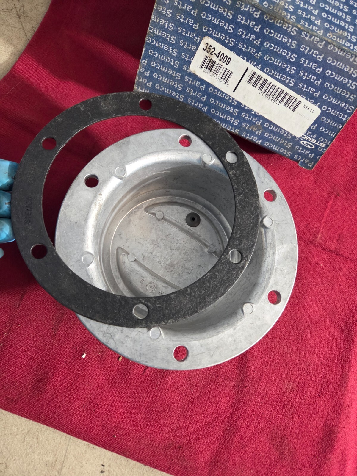 Stemco Hub Cap 352-4009, Aluminum with Gasket, NEW OLD STOCK