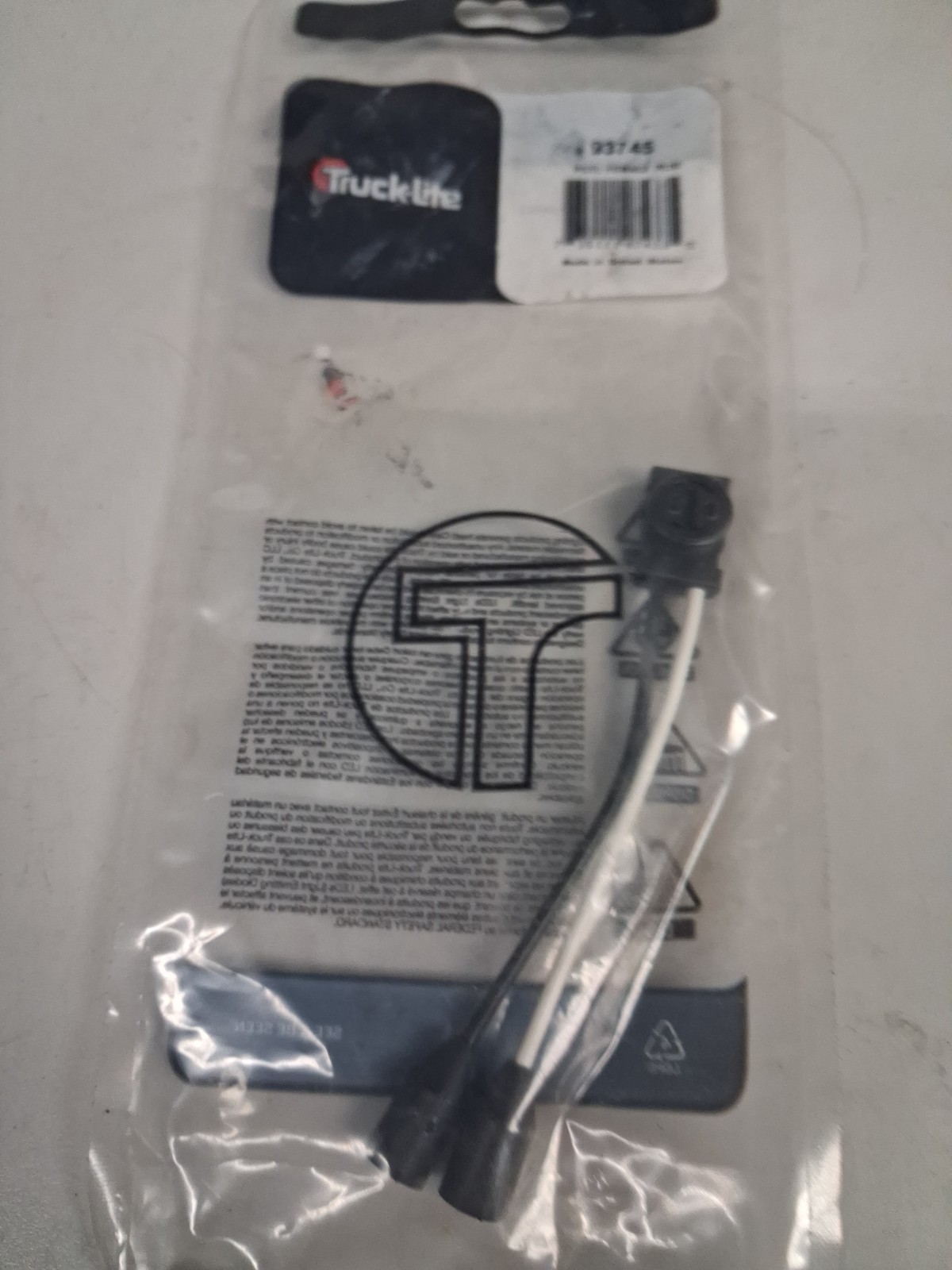 NEW! TRUCK – LITE Pigtail – Female PL10 P/N: 93745 ( Lamp – Adapter Plug )