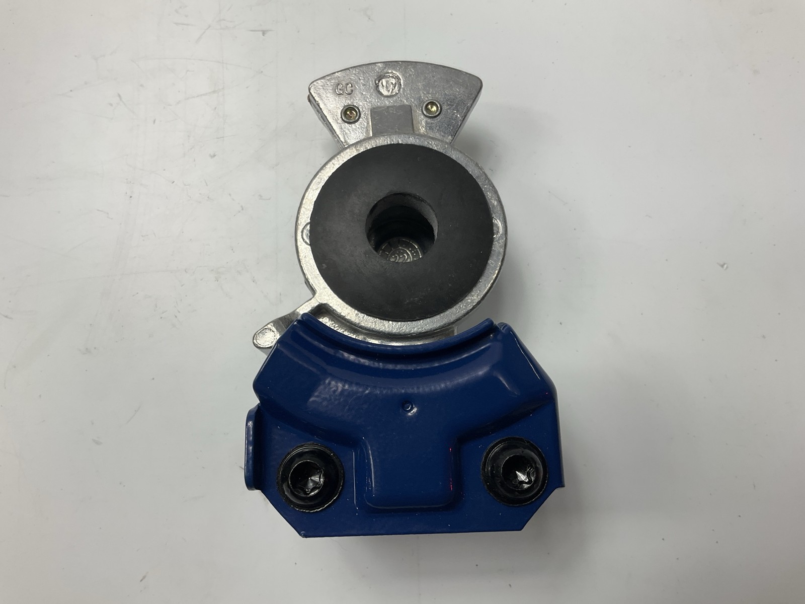PHILLIPS 12-006B Blue Gladhand Standard Service Mount 1/2″ Female Pipe Thread