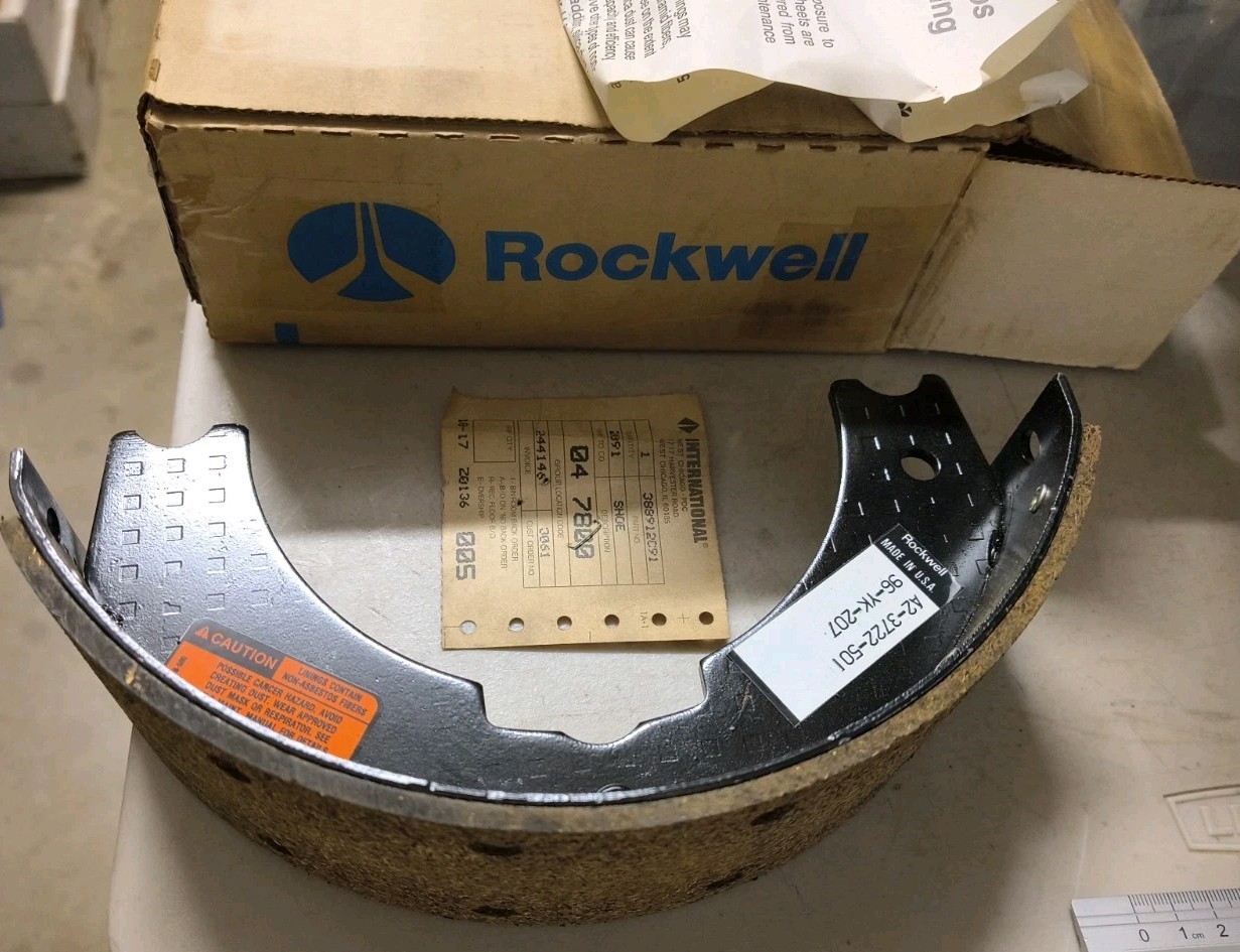 International 388912c91 / Rockwell A23722G501 Parking Brake Shoe Sold Each – USA