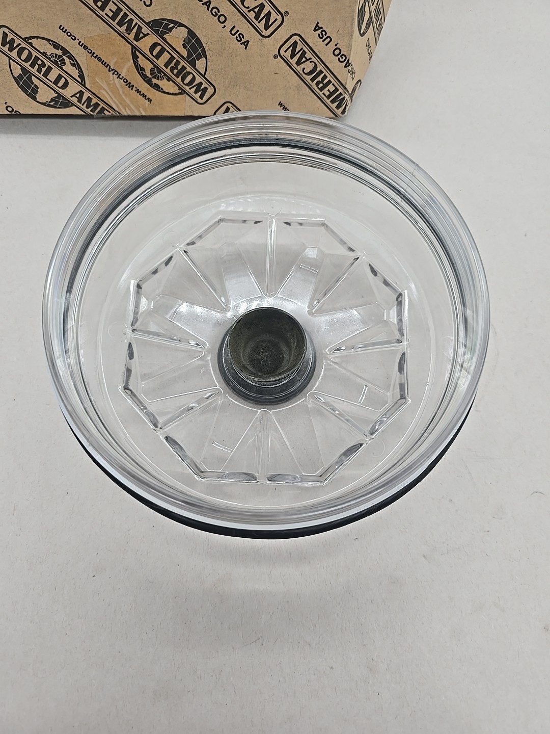 HUBCAP #340-4975 34075p 40-4975 World American
