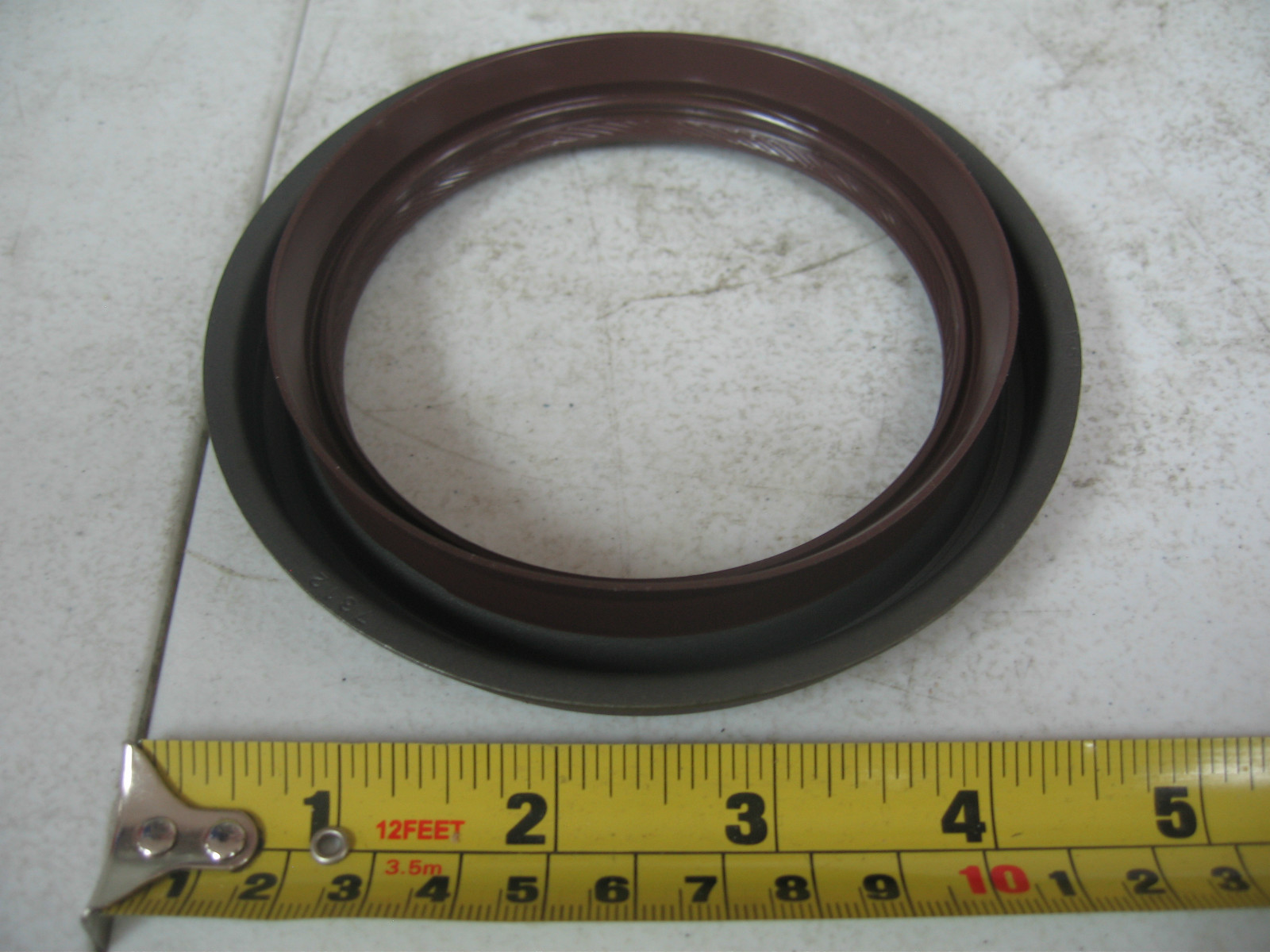 DD/DS 461 521 581 Differential Input Shaft Seal. PAI# EE73120 Ref.# Eaton 210736