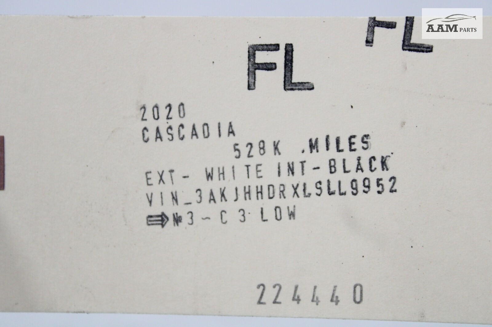18-23 FREIGHTLINER CASCADIA FRONT LEFT CAB MOUNT BRACKET A18-59209-000 OEM