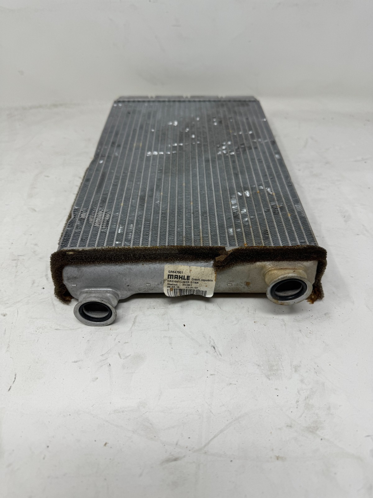 Freightliner Cascadia P4 Bunk HVAC Heater Core MAHLE GR647001