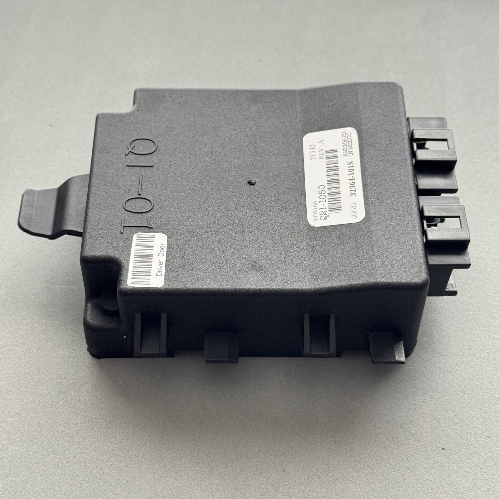 Kenworth T660 T800 Front Left Driver Door Control Module Q21-1050 599-5405 New