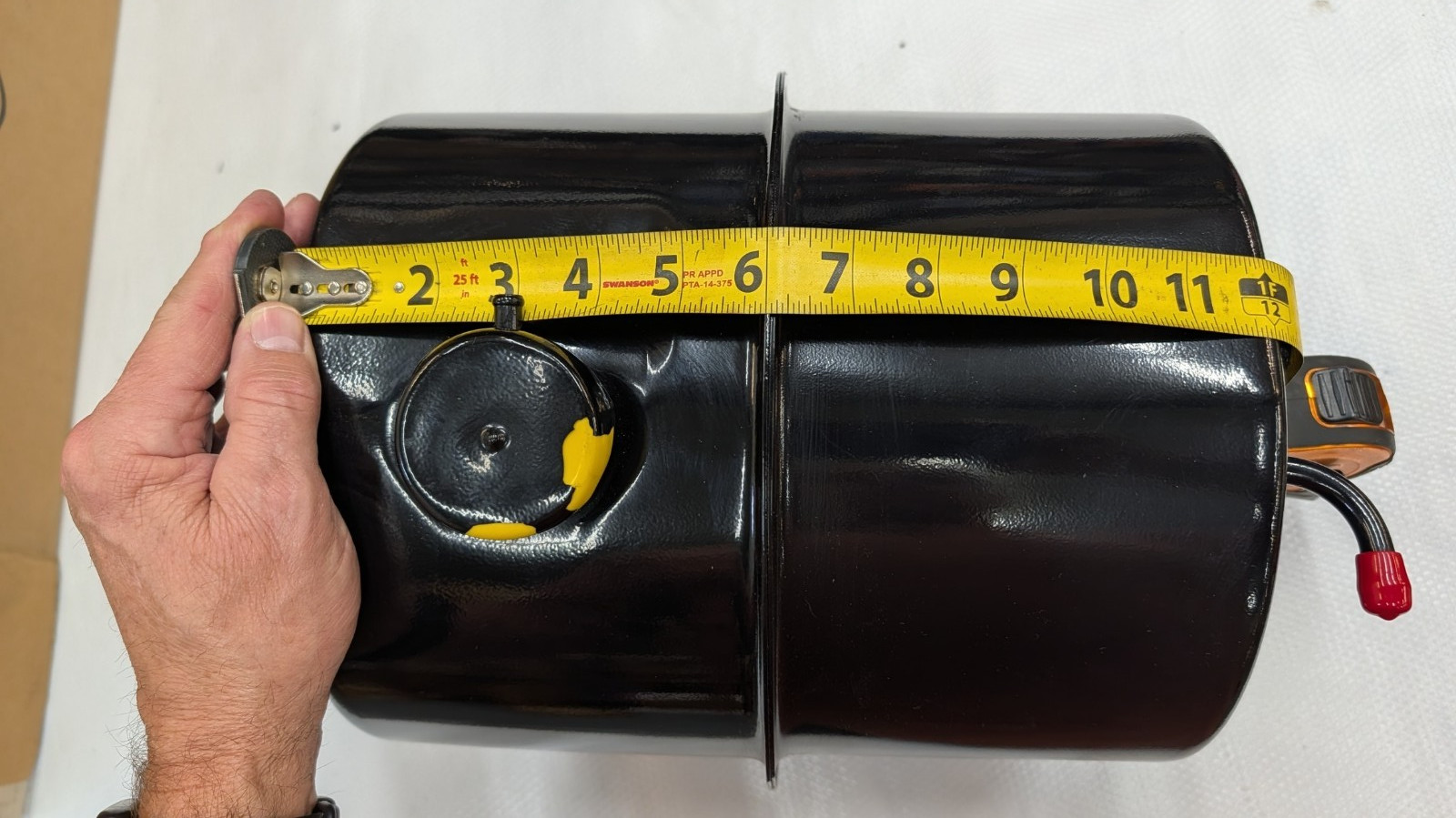 1675831C1 International Surge Tank Deaeration Tank 9200 9300 4900 Trucks