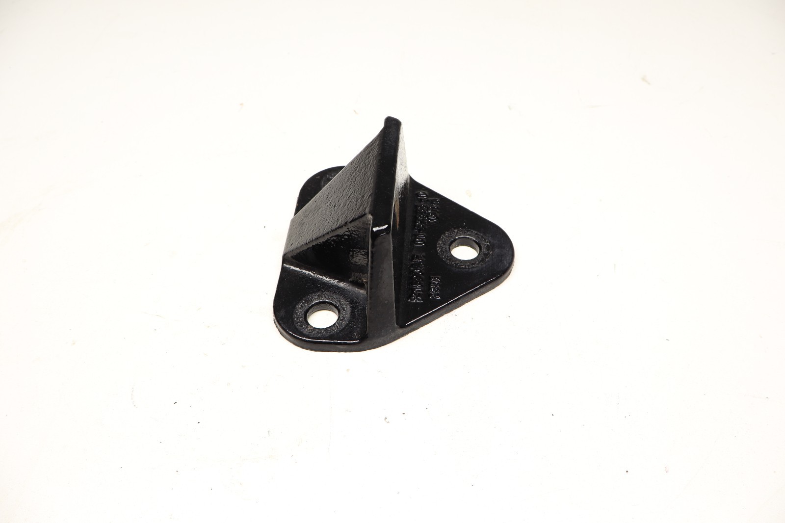2024 KENWORTH T680 REAR AXLE FRAME BUMPER STOP BRACKET 01-52865 OEM