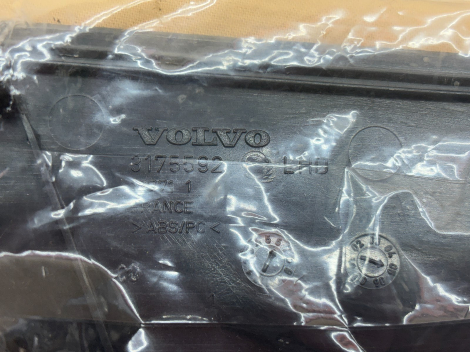 Genuine OEM Volvo 3175592 Replacement Cover Panel