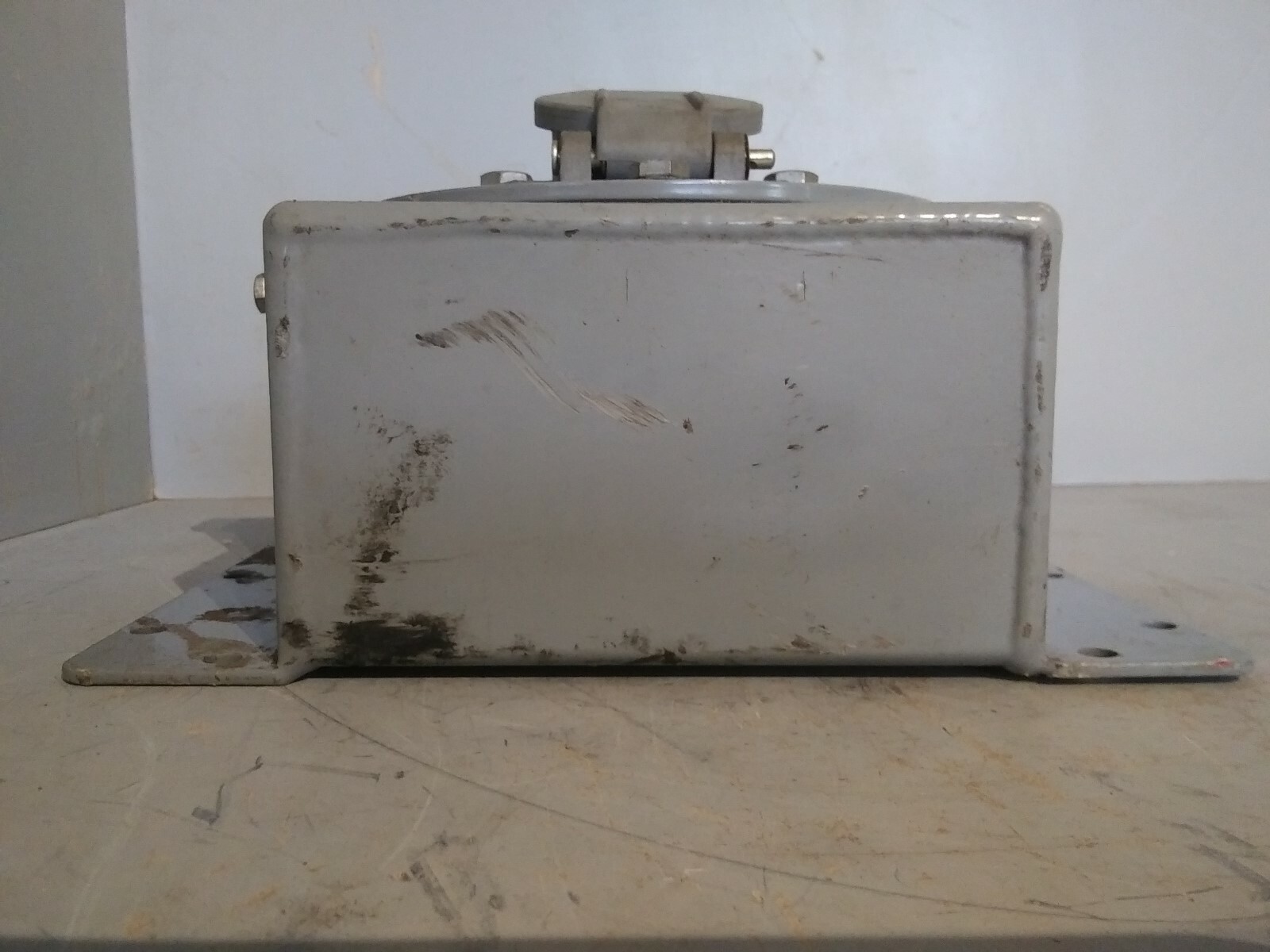 Betts Industries Trailer Plug, SAE J560